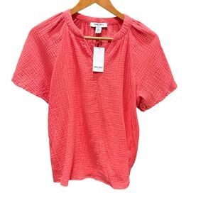 5 for $$25!! NWT Nine West Gauze V Neck Short Sleeve Blouse